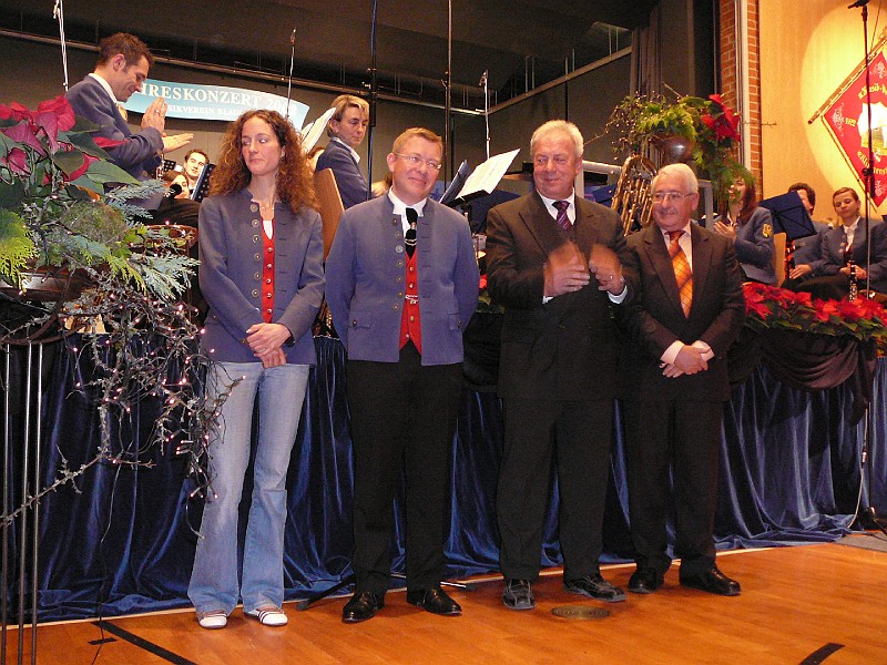 09 12 05 MVB - Jahreskonzert 2009 (153).JPG